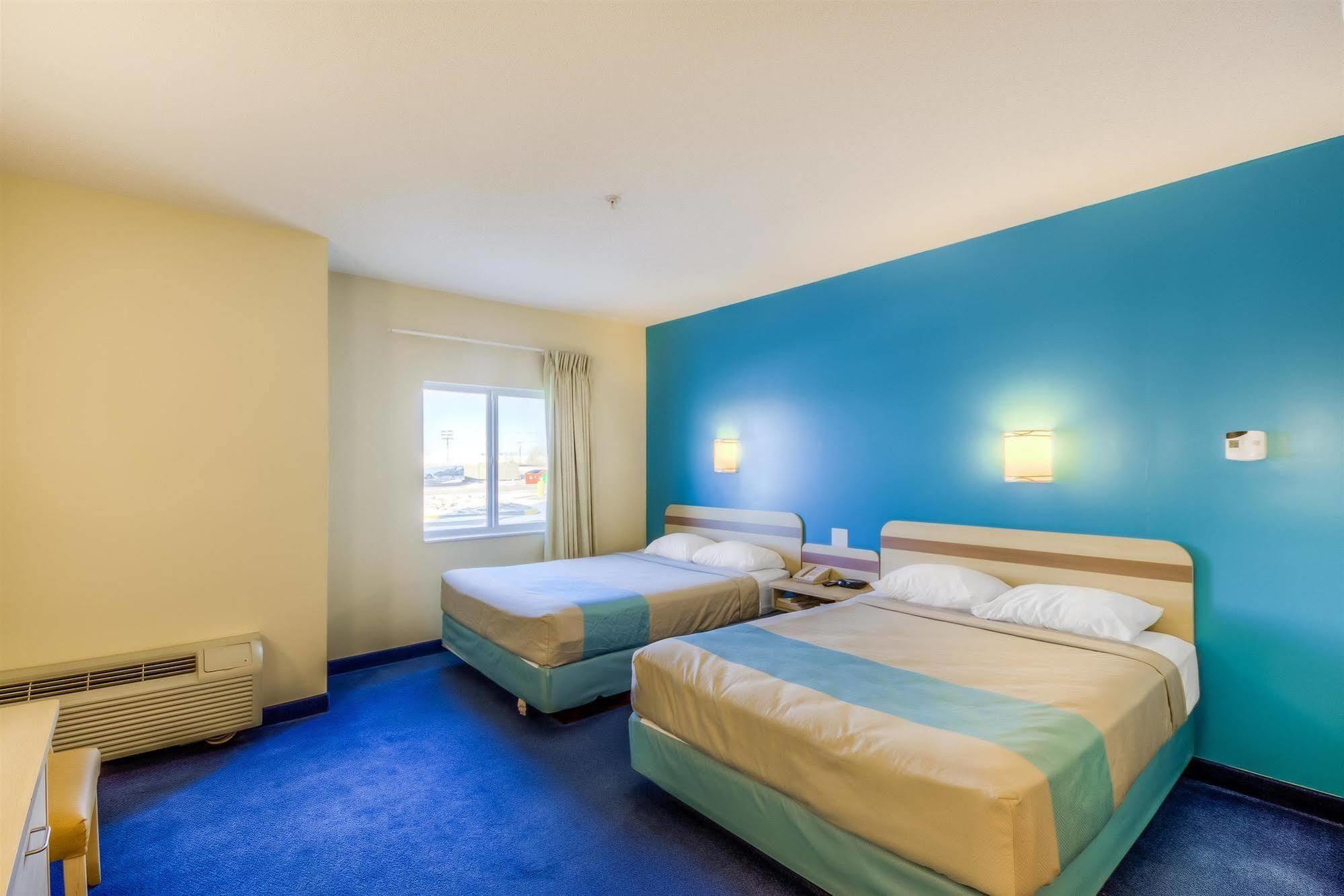 Motel 6-Estevan, Sk Kültér fotó