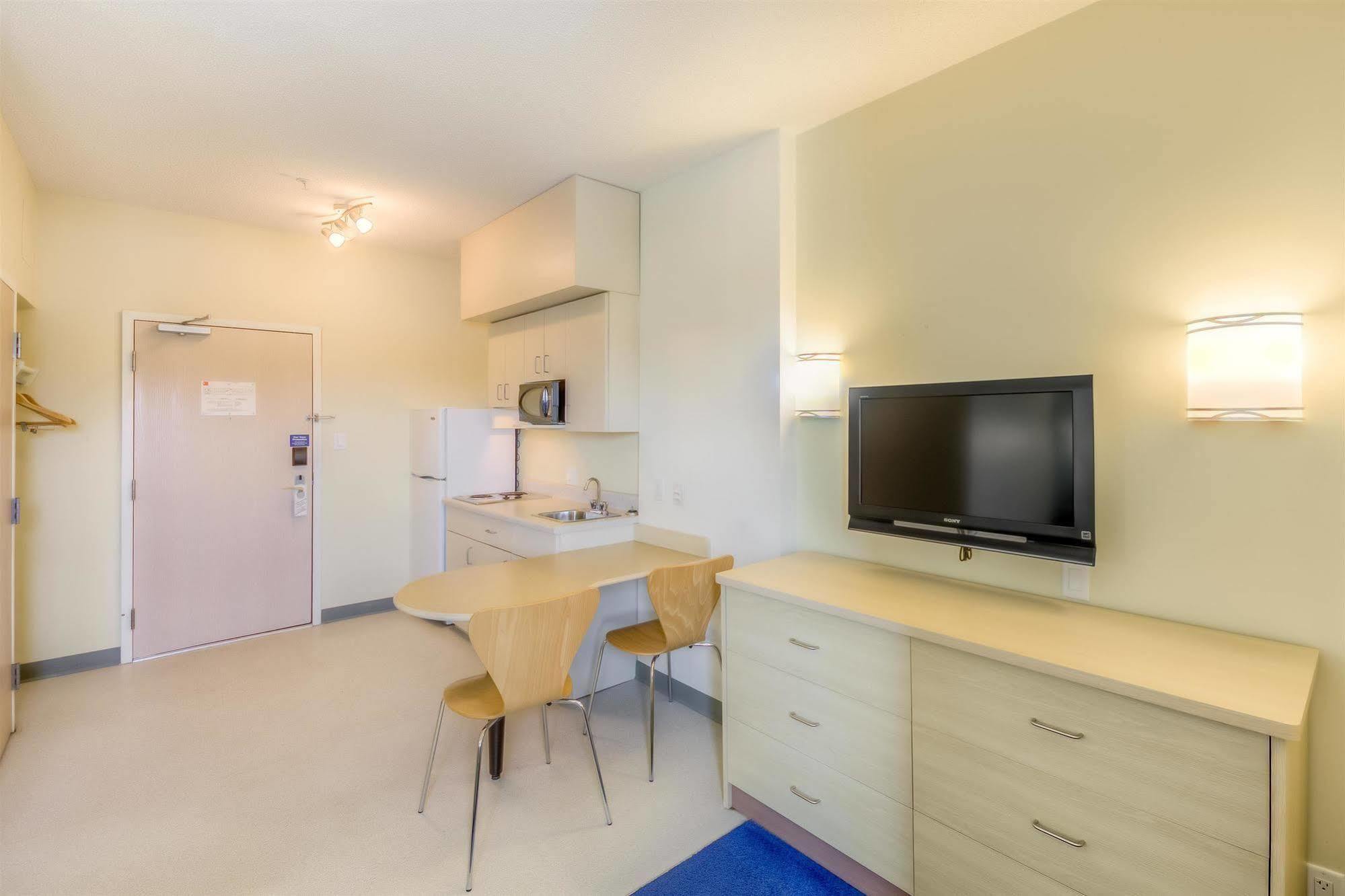 Motel 6-Estevan, Sk Kültér fotó
